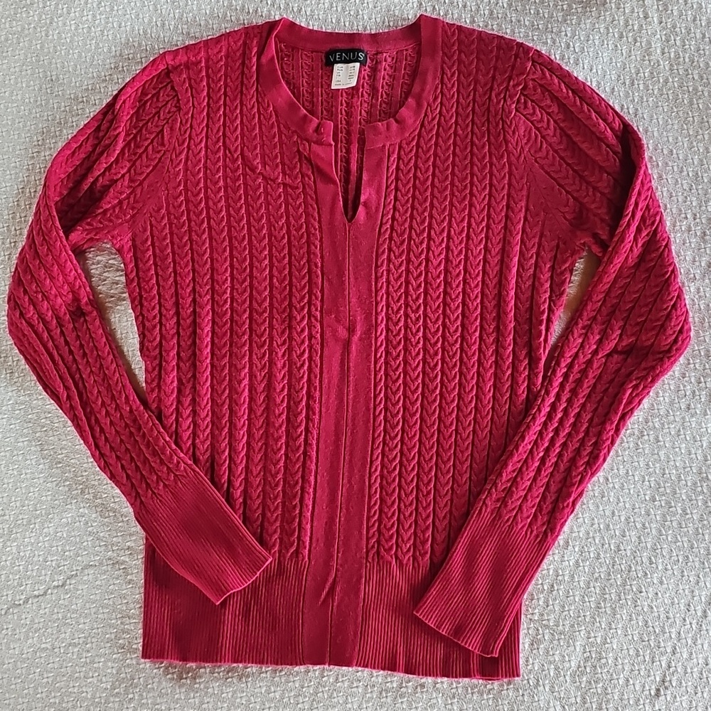 VENUS Cable Knit Split-Neck Sweater - Raspberry Red